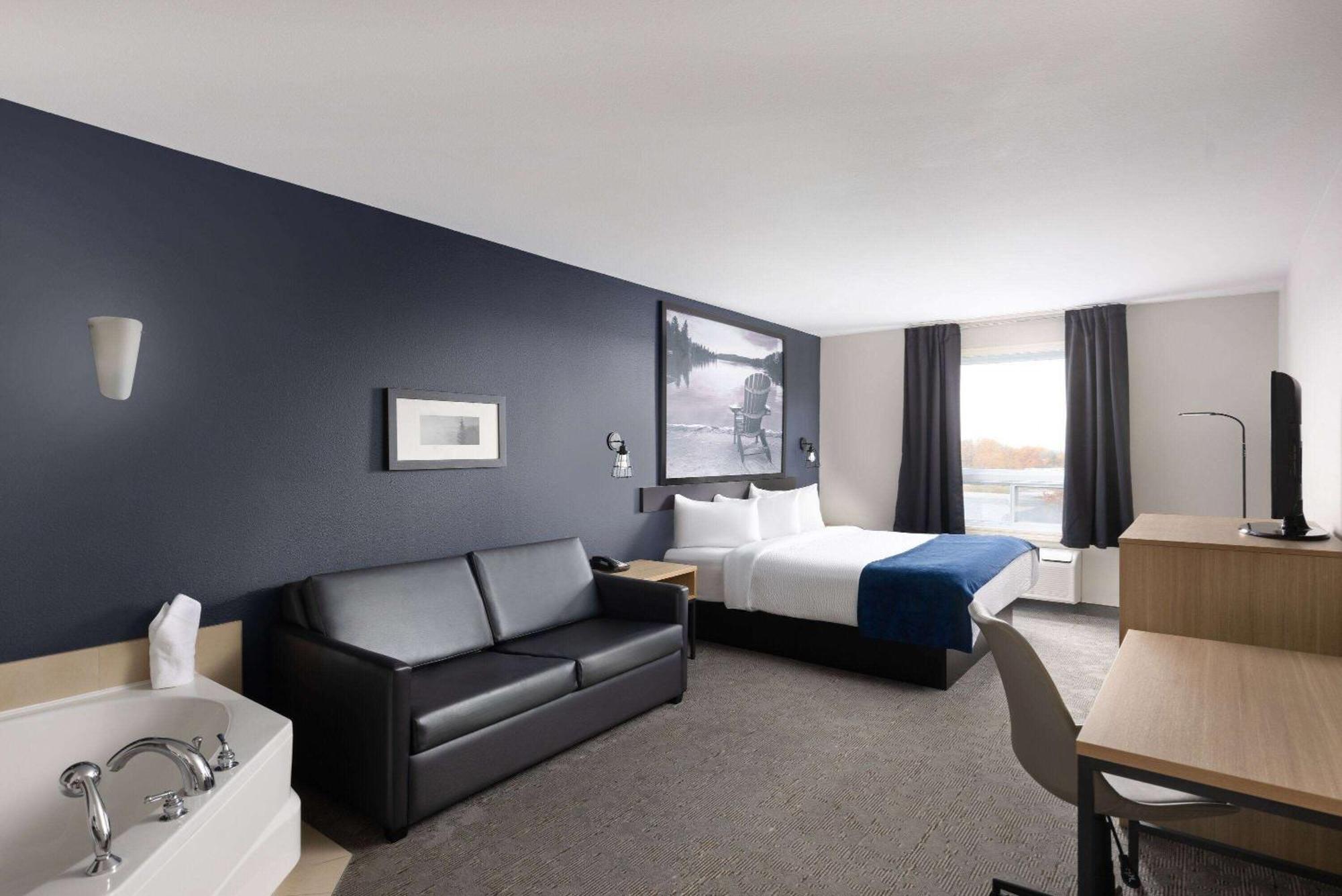 Hotel Super 8 By Wyndham St-Jerome Saint-Jerome Exterior foto